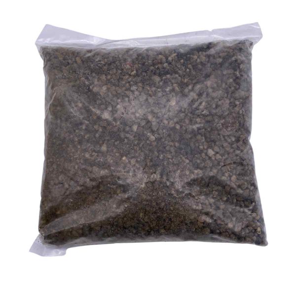 Crump Washed Gravel 2qt grey rock